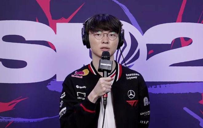 开云中国-Faker重返赛场,刷新纪录首场状态出色,FPX观众沸腾!-开云中国