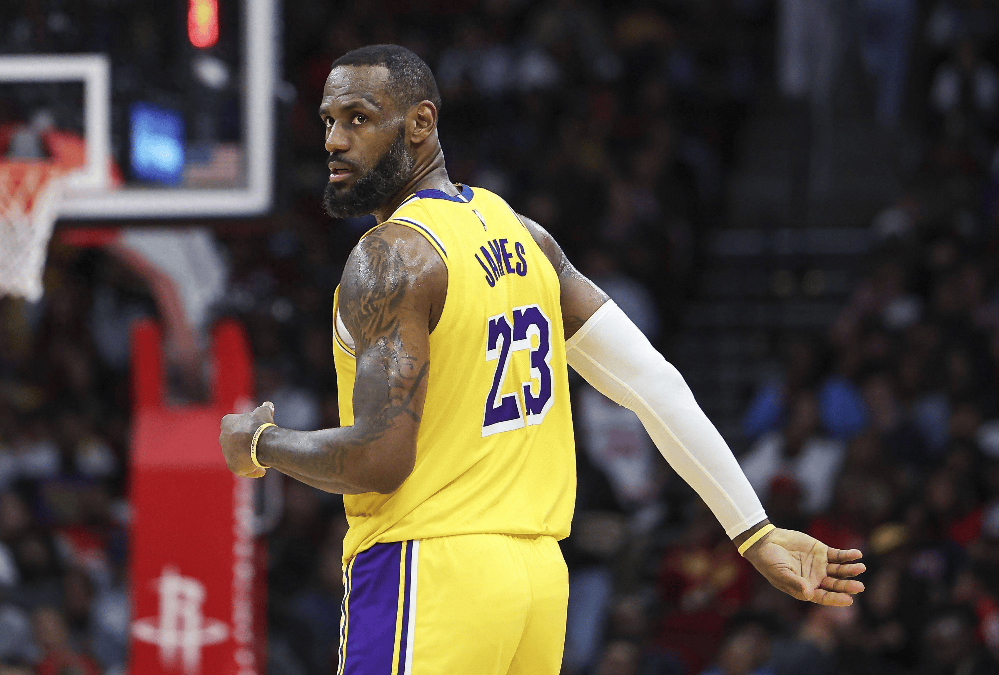 开云中国-比赛规则变更引发热议！，浓眉哥在C9比赛中出色防守比赛高潮迭起-开云中国